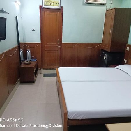 Hotel Heera Колката Екстер'єр фото